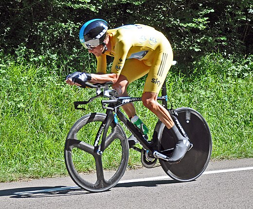 Wiggins op weg naar de winst in de 9e etappe van de Ronde van Frankrijk 2012