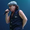 Brian Johnson bei einem Livekonzert 2008