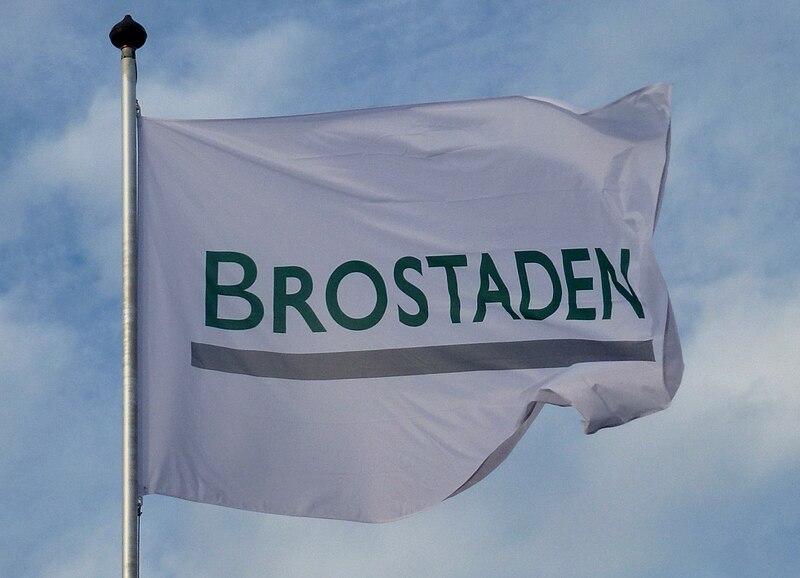 File:Brostaden flagga 2012.jpg