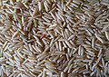 el arroz es el alimento básico en bastantes países asiáticos.