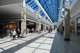 CF Richmond Centre Main Galleria 2018.jpg