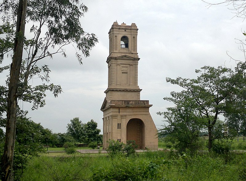 File:Cantonment Church Tower, Karnal.jpg