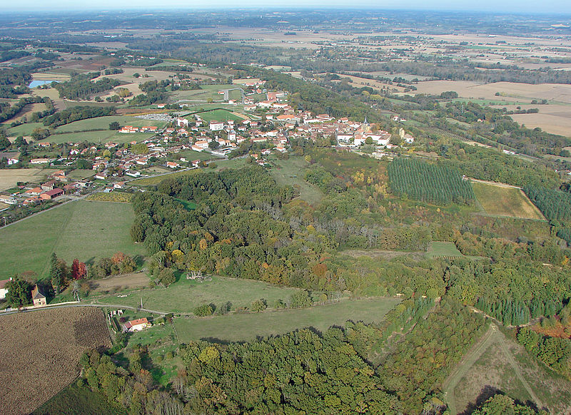 Ficheru:Castelnau vertic Rengouer.jpg