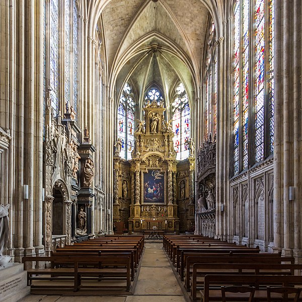 File:Chapelle de la Vierge, Cathédrale Notre-Dame de Rouen-8548.jpg