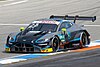 Даниэль Хункаделла в гонке Aston Martin Vantage DTM