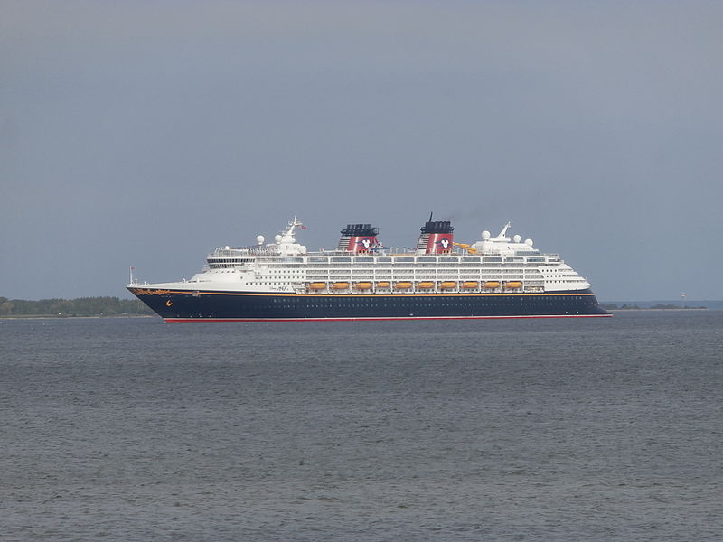 File:Disney Magic passing Paljassaare Tallinn 1 June 2015.JPG