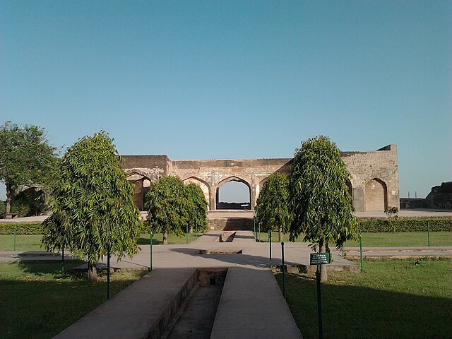 Burhanpur, Audienzhalle (Diwan-i-Khas)im Fort Shahi Qila