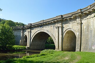 <span class="mw-page-title-main">Dundas Aqueduct</span> Bridge in Limpley Stoke