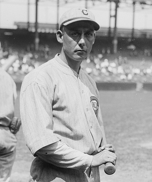 Hall of famer Edd Roush led Cincinnati to the 1919 World Series.