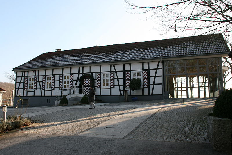 File:Essen - Heisinger Straße - Jagdhaus Schellenberg 03 ies.jpg