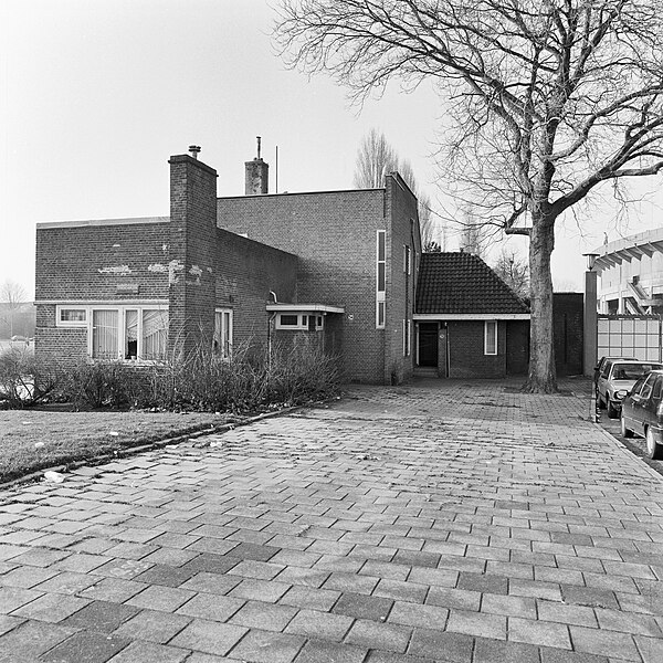 File:Exterieur DIENSTWONING - Amsterdam - 20279199 - RCE.jpg