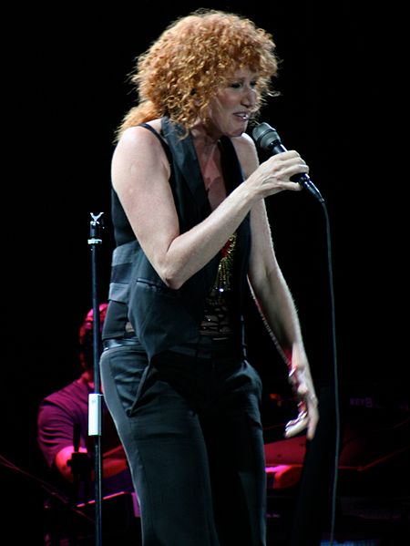 Mannoia in concert in 2009