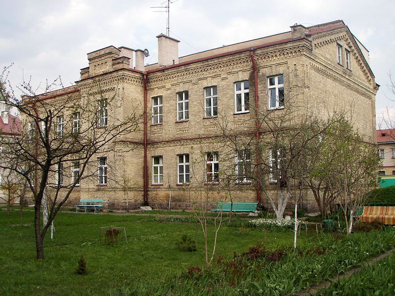 File:Former barracks in Augustow 01.jpg