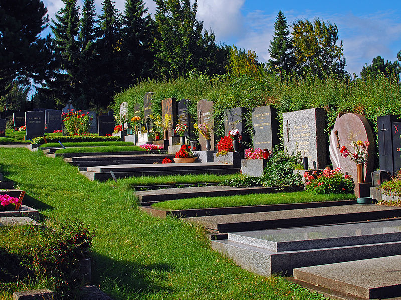 File:Friedhof Mauer Neuer Teil.jpg