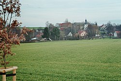Garbisdorf (Göpfersdorf), Blick zum Dorf.jpg