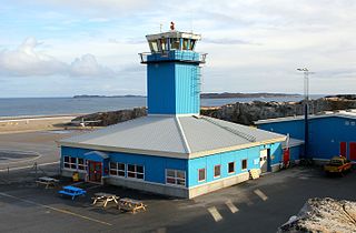 <span class="mw-page-title-main">Aasiaat Airport</span> Airport in Aasiaat, Greenland