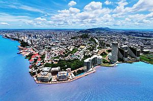 Vista parcial de Guayaquil desde el aire.