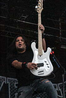 Bob Kakaha American bassist