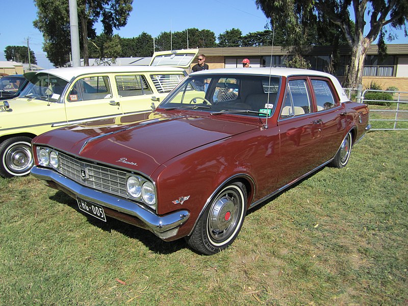 File:Holden HG Premier.jpg