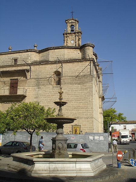 File:IglesiaSantiagoJerez34.jpg