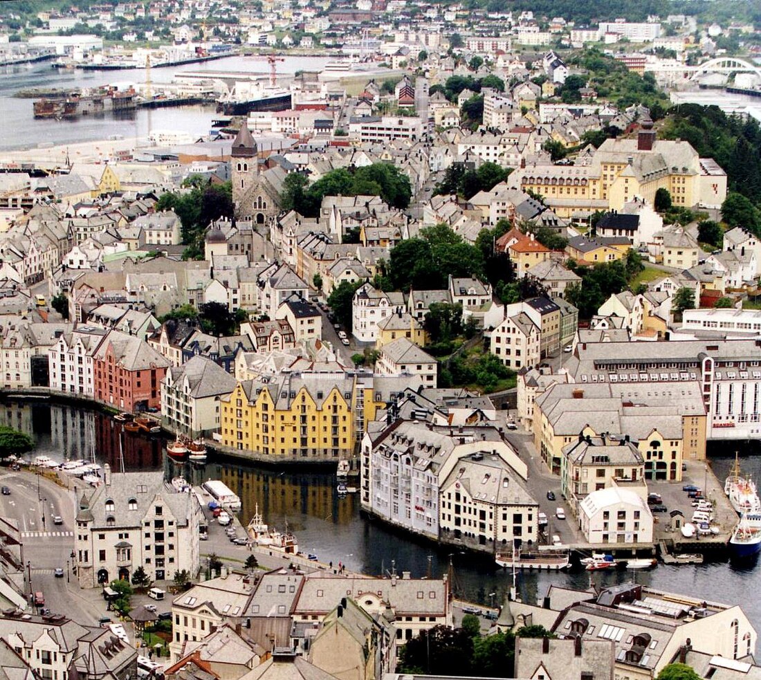 Ålesund (by)