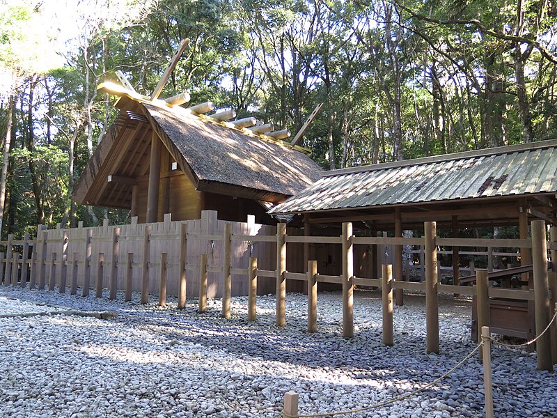 File:Ise Jingu 02.jpg