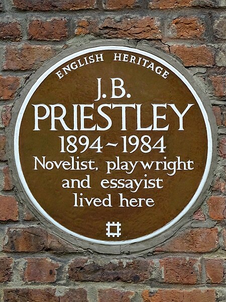 File:J.B. PRIESTLEY 1894-1984 Novelist playwright and essayist lived here.jpg