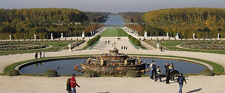 Tập_tin:Jardin_Versailles.jpg