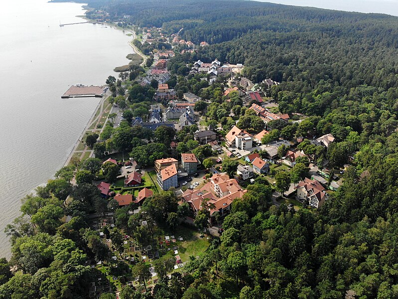 File:Juodkrante from bird's-eye view.jpg