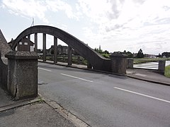Pont sur le canal de Saint-Quentin.