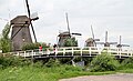 Kinderdijk-46-Windmuehlen-2010-gje.jpg