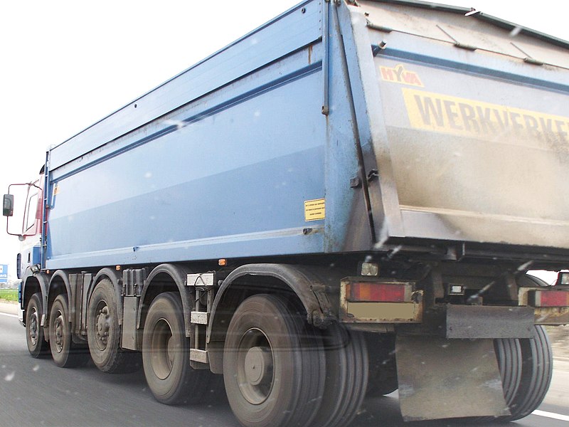 File:Lastkraftwagen 5-Achser LKW fünfachsig 3 Lenkachsen 1 Liftachse - Foto Wolfgang Pehlemann PICT0030.jpg