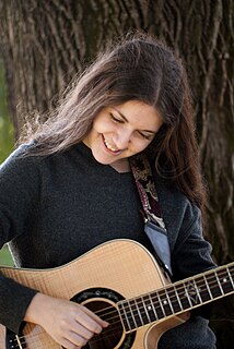 <span class="mw-page-title-main">Lily Mae</span> American singer-songwriter