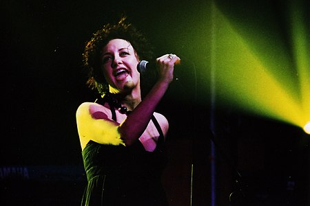 Lorraine McIntosh, Deacon Blue.jpg