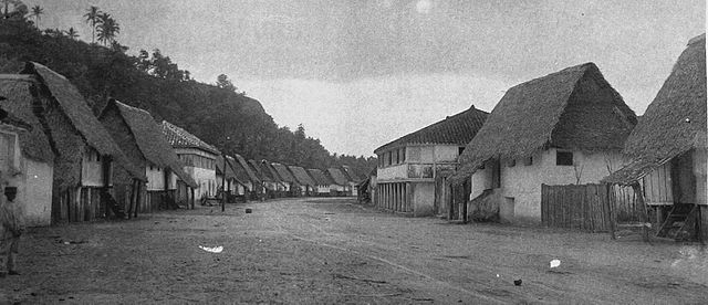 Main street of Agana, around 1899–1900.
