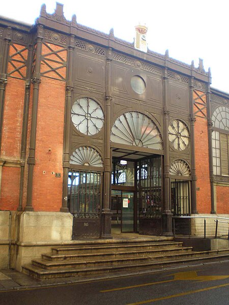 File:Mercado de abastos.jpg