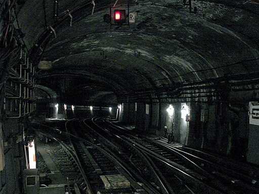 Metro de Paris - Ligne 7 - Place Monge - Raccordement ligne 10 - 01