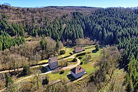 Les vestiges de l'ancienne abbaye.