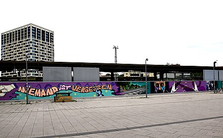 Mural Niemand ist vergessen Eugeniu Botnari Eugeniu Botnari Platz Berlin Lichtenberg 03