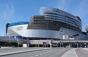 Die Arena und das Lapland Hotels Arena Hotel im Mai 2022