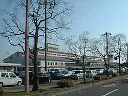 Budova terminálu v roce 2006