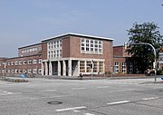 Universitätsgebäude (ehem. ELAC)