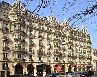 Plaza Athénée Luxury hotel in Paris