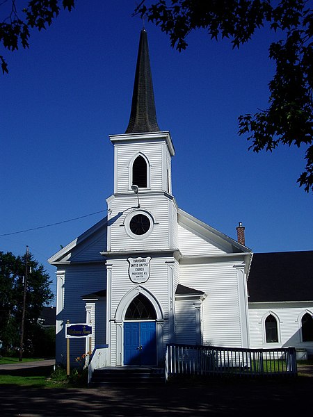 File:Parrsboro United Baptist Church.JPG