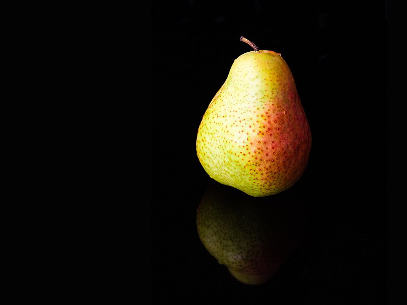 File:Pear (35340220845).jpg