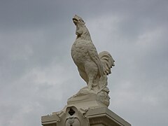 Pel-et-Der : le coq du monument aux morts.