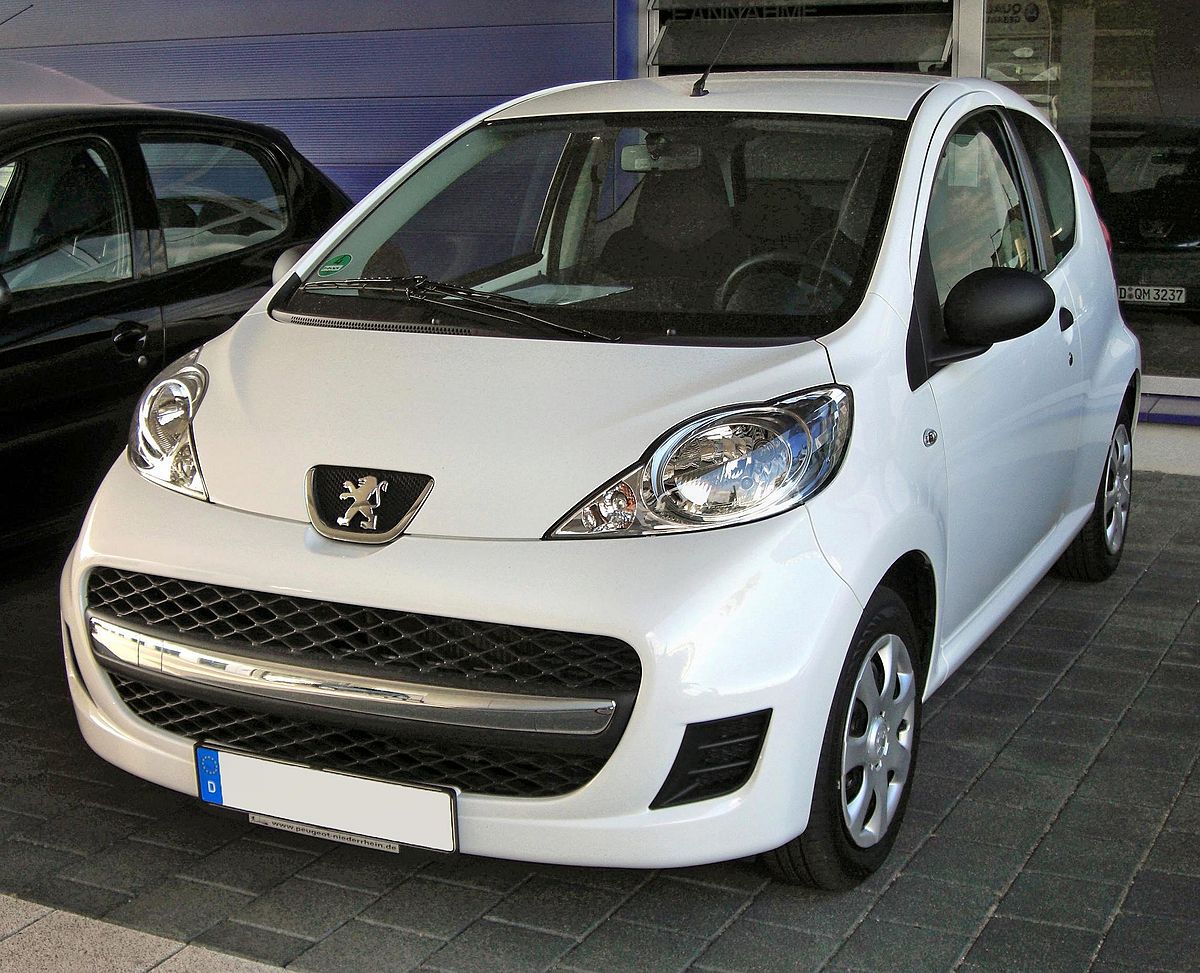 File:Peugeot 107 Facelift 20090531 front.jpg - Wikimedia Commons