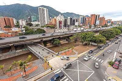 Avenida Principal de Bello Monte