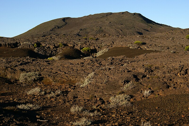 File:Réunion PitonHaüy.JPG