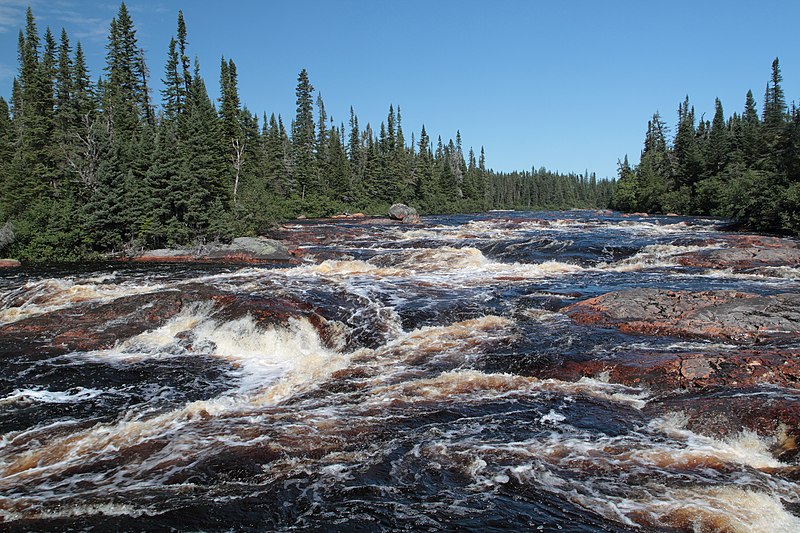 File:Rivière Matamec 2.jpg